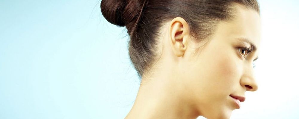 颈纹是如何产生的 女性如何去除颈纹 颈纹怎么治疗效果好